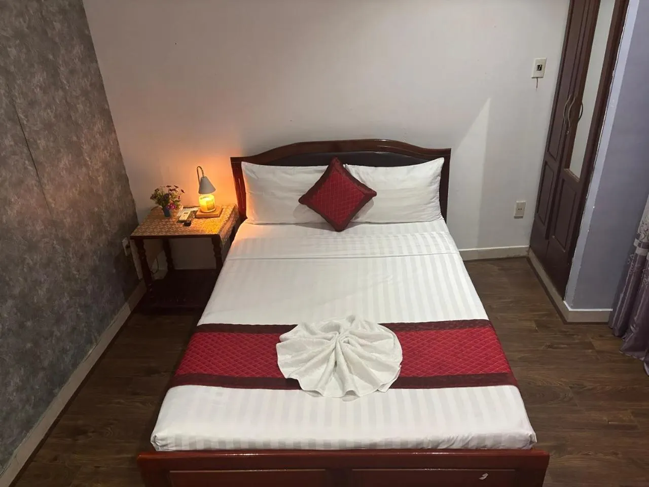 Bed & Breakfast Salyna Motel Da Nang