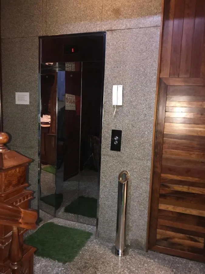 Salyna Motel Da Nang